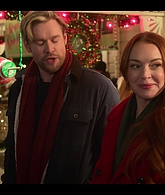 Falling_For_Christmas_2022_1080p_LLP_007866.jpg