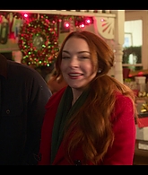Falling_For_Christmas_2022_1080p_LLP_007881.jpg