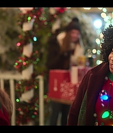 Falling_For_Christmas_2022_1080p_LLP_007885.jpg