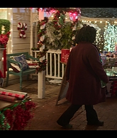 Falling_For_Christmas_2022_1080p_LLP_007915.jpg