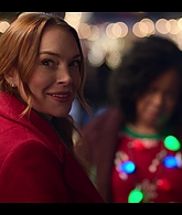 Falling_For_Christmas_2022_1080p_LLP_007973.jpg