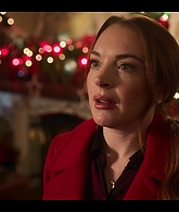 Falling_For_Christmas_2022_1080p_LLP_008104.jpg