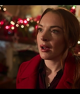 Falling_For_Christmas_2022_1080p_LLP_008106.jpg