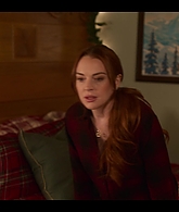 Falling_For_Christmas_2022_1080p_LLP_008156.jpg