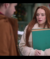 Falling_For_Christmas_2022_1080p_LLP_008485.jpg