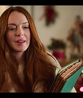 Falling_For_Christmas_2022_1080p_LLP_008735.jpg