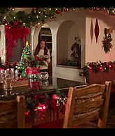 Falling_For_Christmas_2022_1080p_LLP_008984.jpg