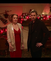 Falling_For_Christmas_2022_1080p_LLP_009854.jpg