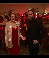 Falling_For_Christmas_2022_1080p_LLP_009856.jpg