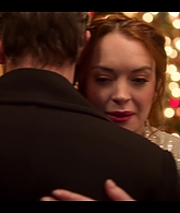 Falling_For_Christmas_2022_1080p_LLP_009904.jpg