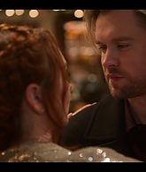 Falling_For_Christmas_2022_1080p_LLP_009978.jpg