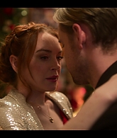 Falling_For_Christmas_2022_1080p_LLP_009988.jpg