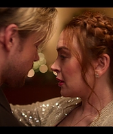 Falling_For_Christmas_2022_1080p_LLP_010000.jpg