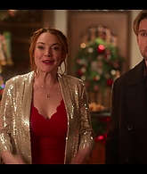 Falling_For_Christmas_2022_1080p_LLP_010038.jpg