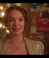 Falling_For_Christmas_2022_1080p_LLP_010515.jpg