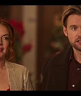 Falling_For_Christmas_2022_1080p_LLP_010619.jpg