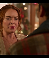 Falling_For_Christmas_2022_1080p_LLP_010668.jpg