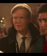 Falling_For_Christmas_2022_1080p_LLP_010696.jpg