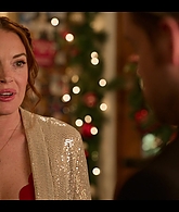 Falling_For_Christmas_2022_1080p_LLP_010762.jpg