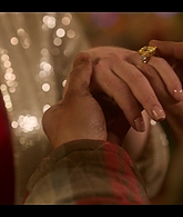 Falling_For_Christmas_2022_1080p_LLP_010774.jpg