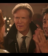 Falling_For_Christmas_2022_1080p_LLP_010789.jpg