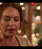 Falling_For_Christmas_2022_1080p_LLP_010799.jpg