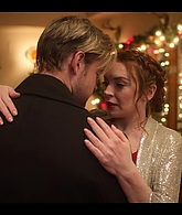 Falling_For_Christmas_2022_1080p_LLP_011155.jpg