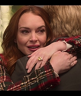 Falling_For_Christmas_2022_1080p_LLP_012045.jpg