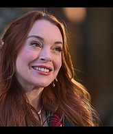 Falling_For_Christmas_2022_1080p_LLP_012713.jpg