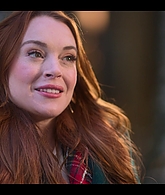 Falling_For_Christmas_2022_1080p_LLP_012717.jpg