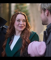 Falling_For_Christmas_2022_1080p_LLP_012865.jpg