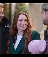 Falling_For_Christmas_2022_1080p_LLP_012870.jpg