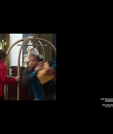Falling_For_Christmas_2022_1080p_LLP_012932.jpg