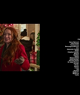 Falling_For_Christmas_2022_1080p_LLP_012969.jpg