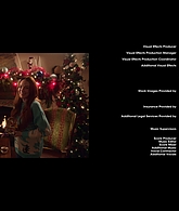 Falling_For_Christmas_2022_1080p_LLP_013270.jpg