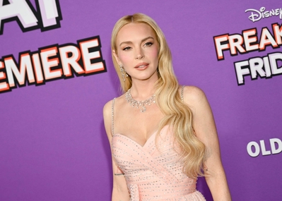 lindsaylohanphotos_ff_lapremiere_281129.jpg