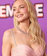 lindsaylohanphotos_ff_lapremiere_281529.jpg