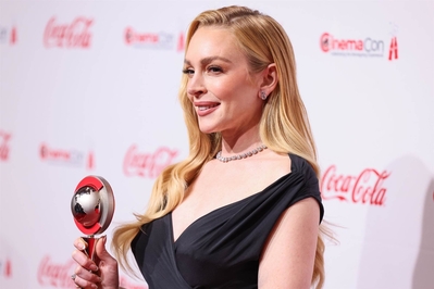 lindsaylohanphotos_cinemacon_285629.jpg