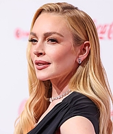 lindsaylohanphotos_cinemacon_284229.jpg