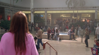 Click to view full size image
==============
Mean_Girls_2004_1080p_BluRay_LLP_002340.jpg Mean_Girls_2004_1080p_BluRay_LLP_002340.jpg