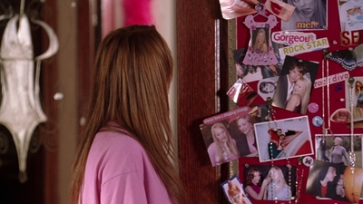 Click to view full size image
==============
Mean_Girls_2004_1080p_BluRay_LLP_002664.jpg Mean_Girls_2004_1080p_BluRay_LLP_002664.jpg