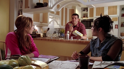 Mean_Girls_2004_1080p_BluRay_LLP_005868.jpg