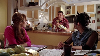 Mean_Girls_2004_1080p_BluRay_LLP_005870.jpg