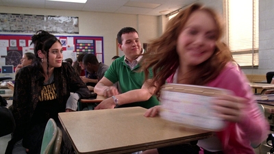 Mean_Girls_2004_1080p_BluRay_LLP_007141.jpg