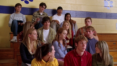 Mean_Girls_2004_1080p_BluRay_LLP_008884.jpg