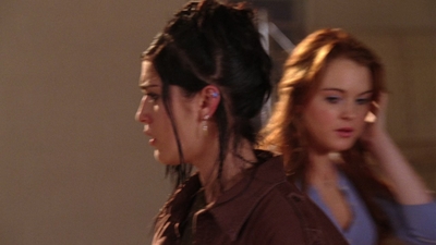Mean_Girls_2004_1080p_BluRay_LLP_010330.jpg