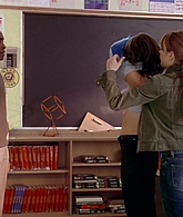 Mean_Girls_2004_1080p_BluRay_LLP_000440.jpg