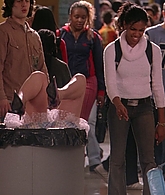 Mean_Girls_2004_1080p_BluRay_LLP_006095.jpg