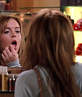 Mean_Girls_2004_1080p_BluRay_LLP_006105.jpg
