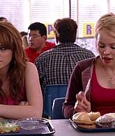 Mean_Girls_2004_1080p_BluRay_LLP_007521.jpg